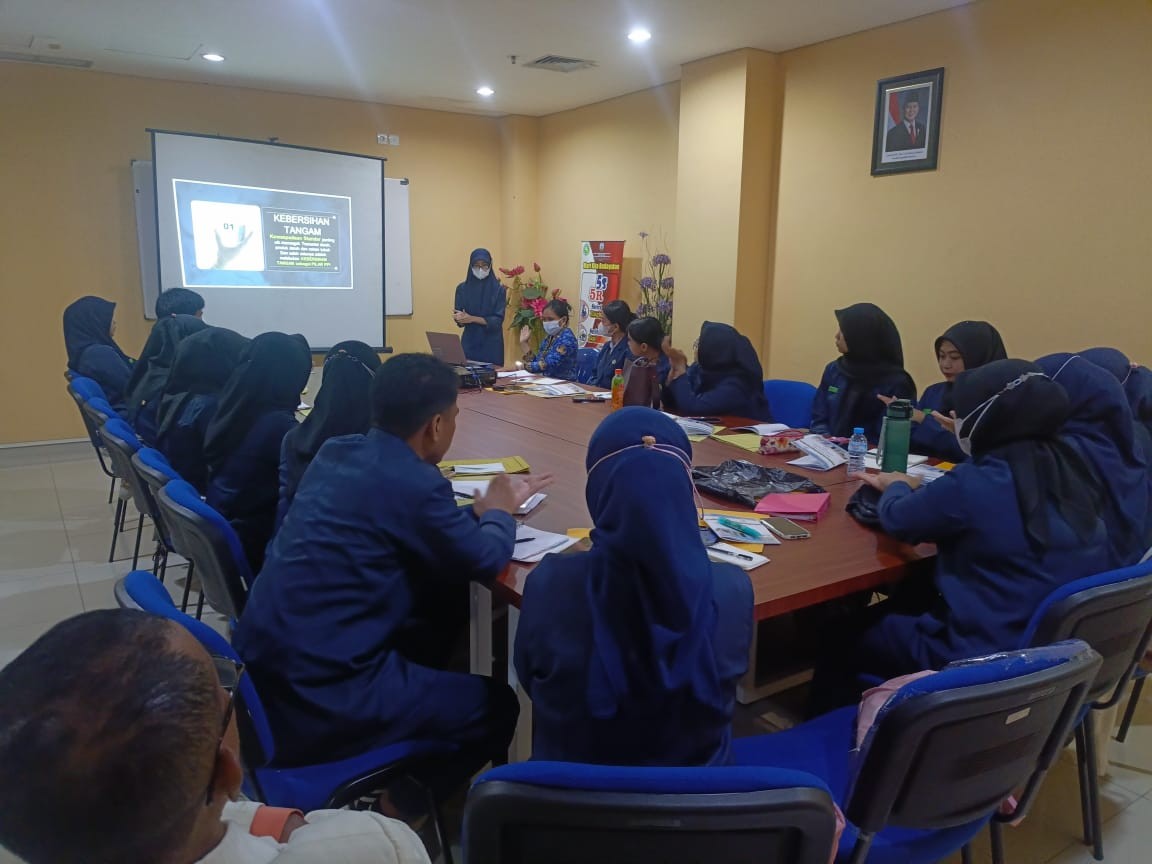 KEGIATAN ORIENTASI PKL