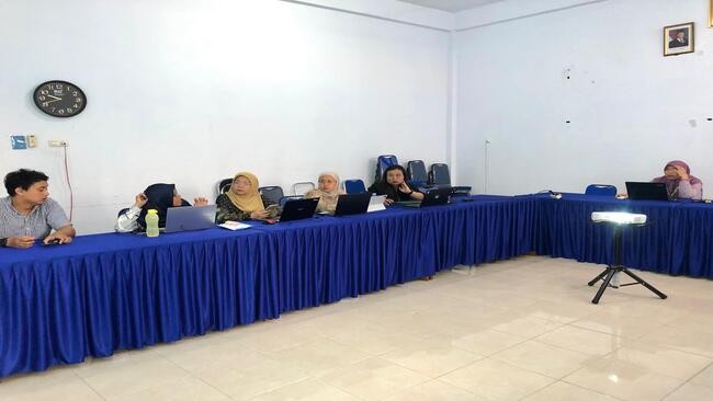 Kegiatan Rapat Penyusunan Kurikulum Prodi D-III Keperawatan Politeknik Kaltara 