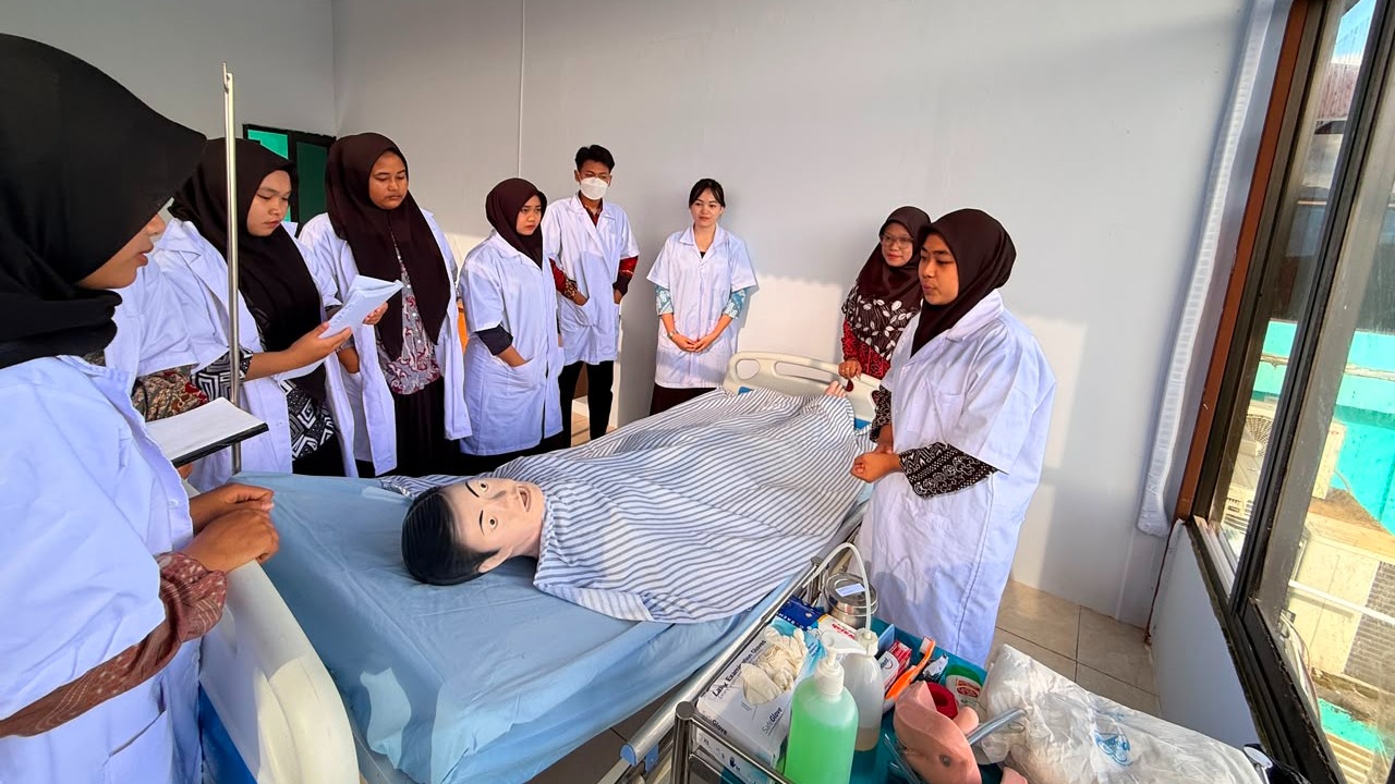Kegiatan Practice  Day Hari Kedua (2) Prodi D3 Keperawatan Politeknik Kaltara