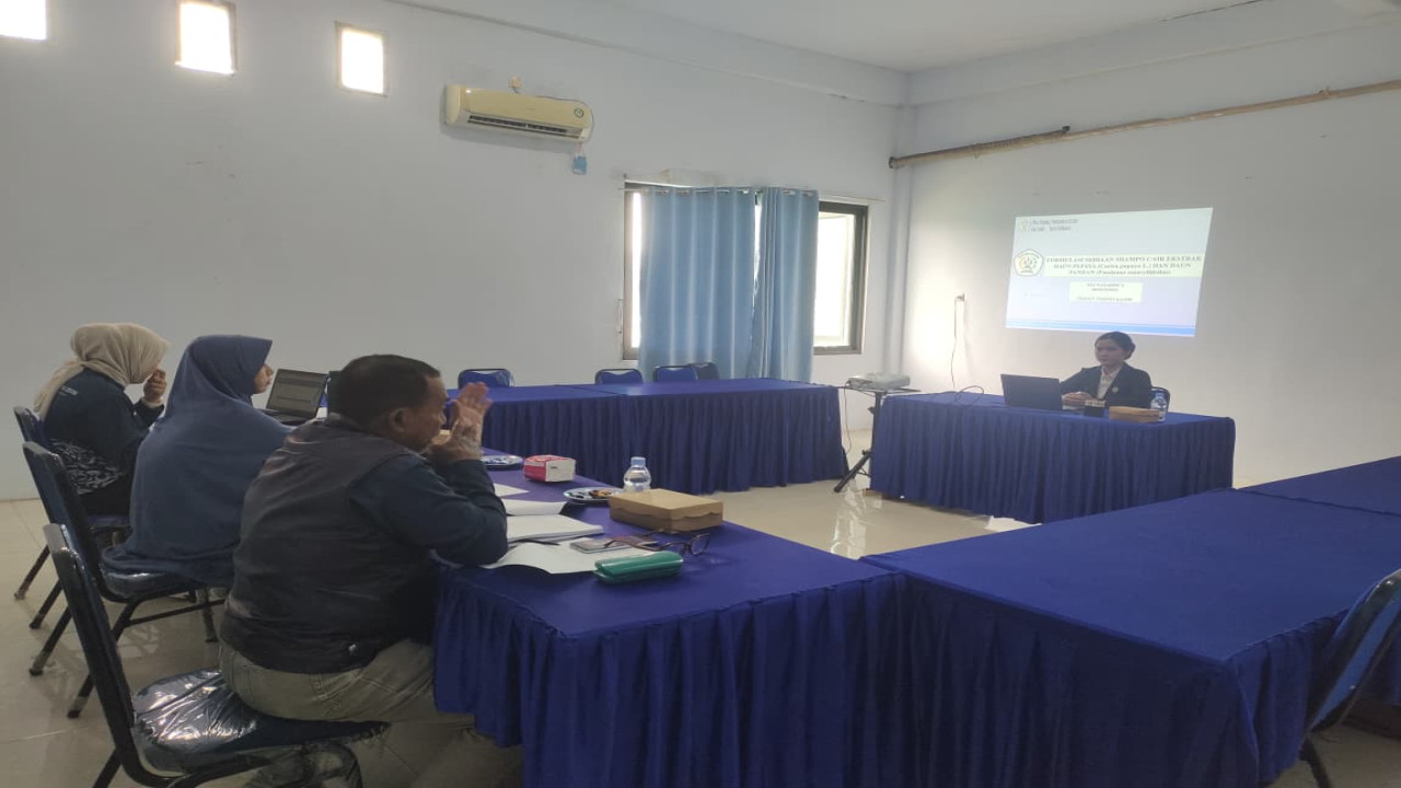 Ujian Seminar Hasil Prodi D3 Farmasi